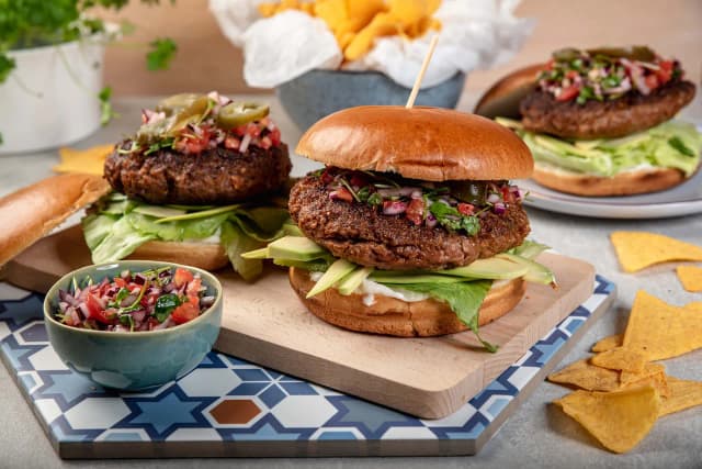 Najlepsza sałata do burgera – uniknij błędów przy wyborze! Najlepsza sałata do burgera – uniknij błędów przy wyborze!