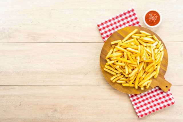 Jak zrobić domowe frytki, które zaskoczą Twoich gości smakiem Jak zrobić domowe frytki, które zaskoczą Twoich gości smakiem