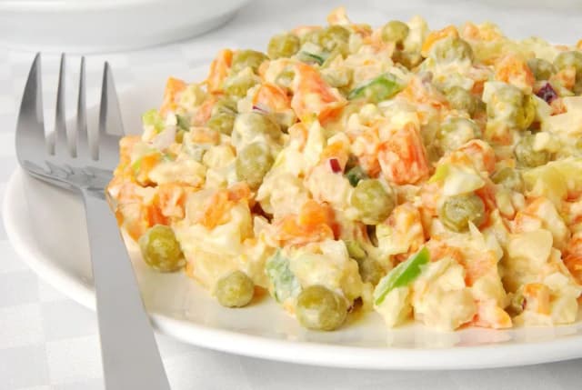Czy można zamrozić sałatkę z majonezem? Oto, co musisz wiedzieć Czy można zamrozić sałatkę z majonezem? Oto, co musisz wiedzieć